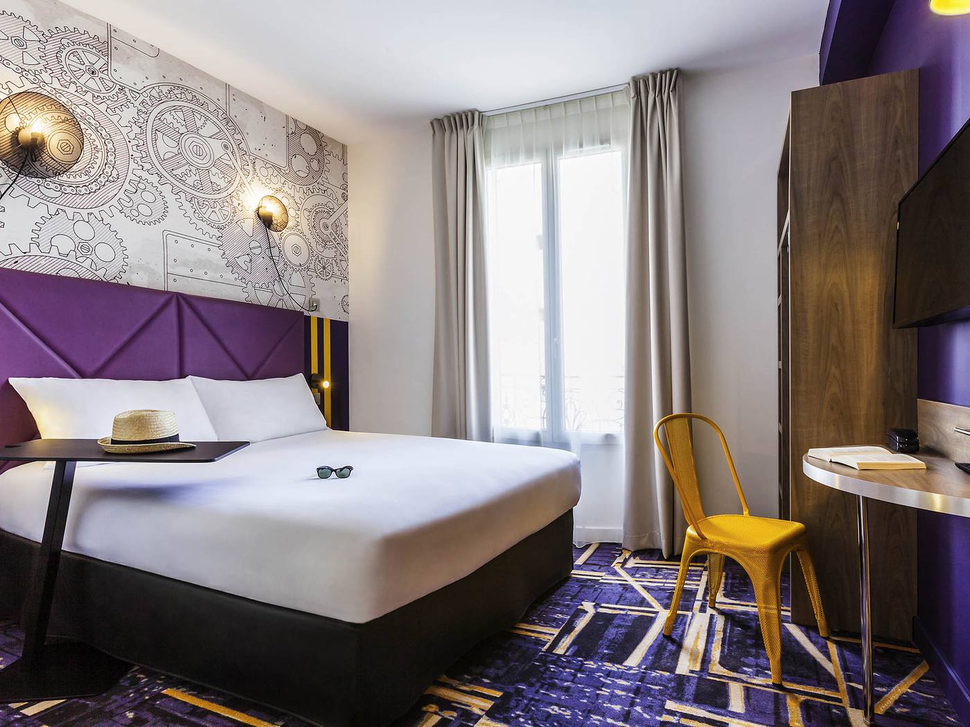 Façade de l'ibis Styles Paris Mairie de Clichy
